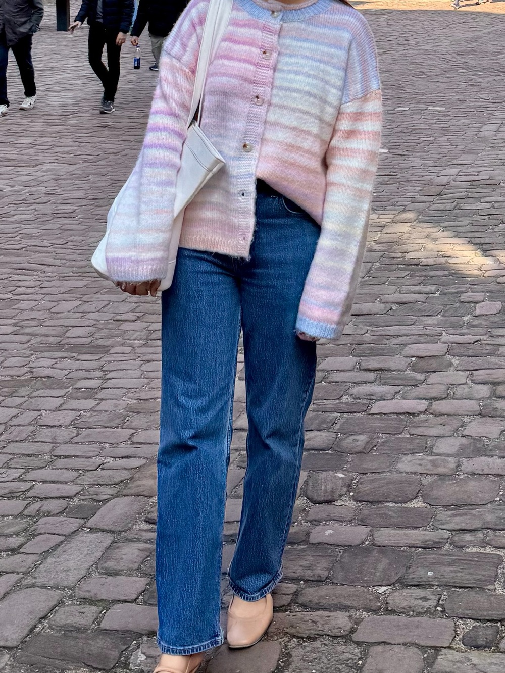 A&F High Rise 90’s Relaxed Jean